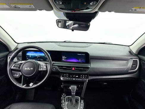 Certified 2024 Kia Seltos EX FWD image 21