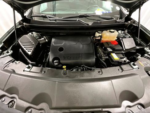 Used 2023 Chevrolet Traverse LT image 30