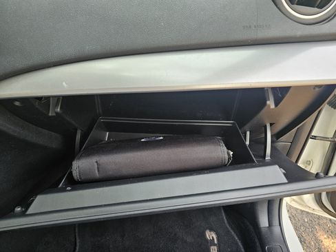 Used 2010 MAZDA MAZDA3 i Touring FWD image 40