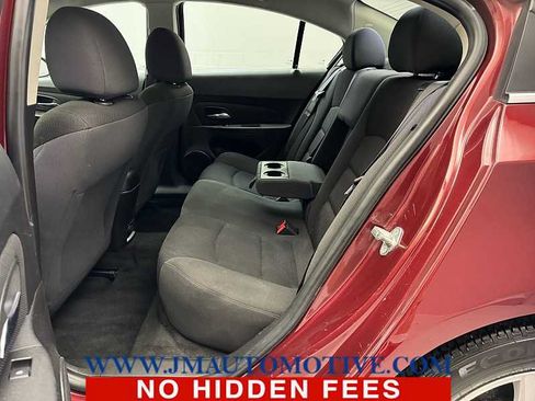 Used 2015 Chevrolet Cruze LT FWD image 14