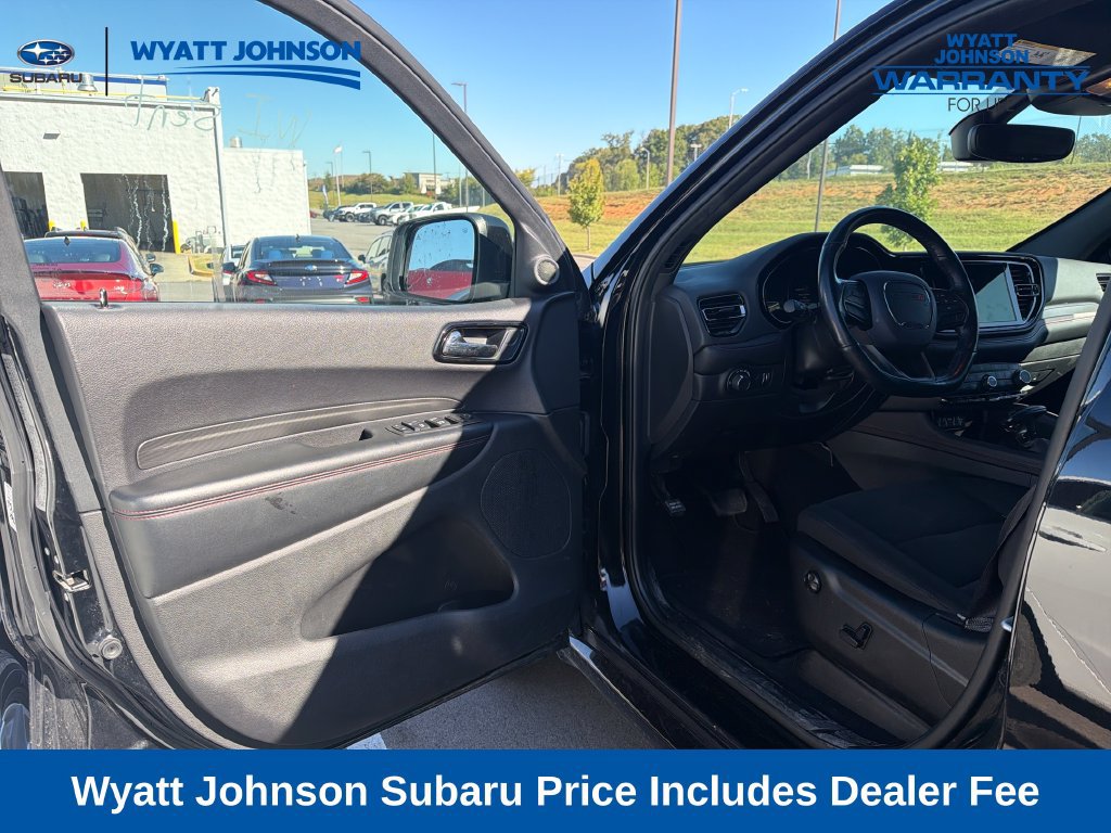 Used 2025 Dodge Durango GT RWD image 16