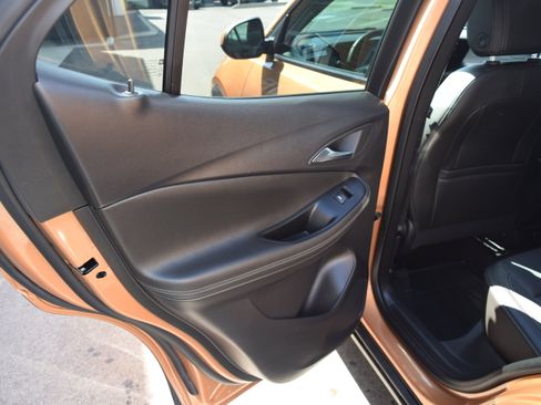 Used 2024 Buick Encore GX Preferred FWD image 9
