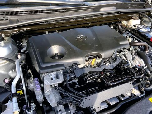 Used 2019 Toyota Camry SE FWD image 31