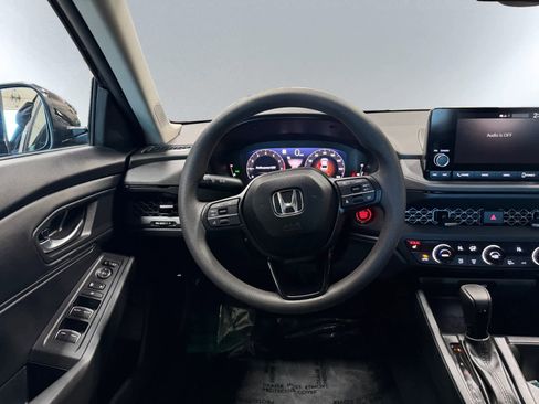 Used 2024 Honda Accord EX image 18