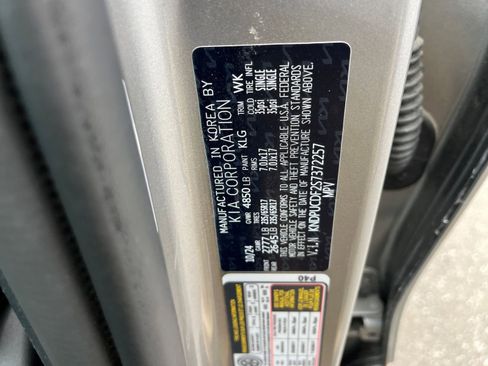 Used 2025 Kia Sportage LX image 28