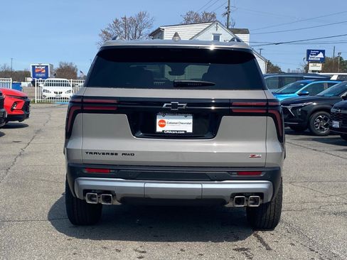 New 2026 Chevrolet Traverse Z71 w/ Driver Confidence Package AWD/4WD image 4