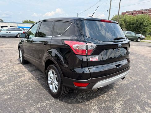 Used 2017 Ford Escape SE AWD/4WD image 5