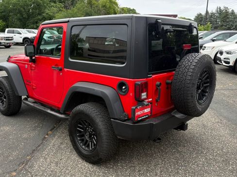 Used 2017 Jeep Wrangler Sport AWD/4WD image 6