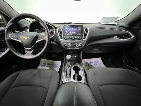 Used 2023 Chevrolet Malibu LT FWD image 18