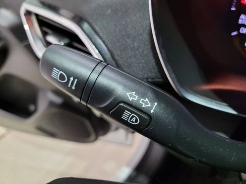 Used 2023 Chevrolet TrailBlazer LT w/ Convenience Package image 41