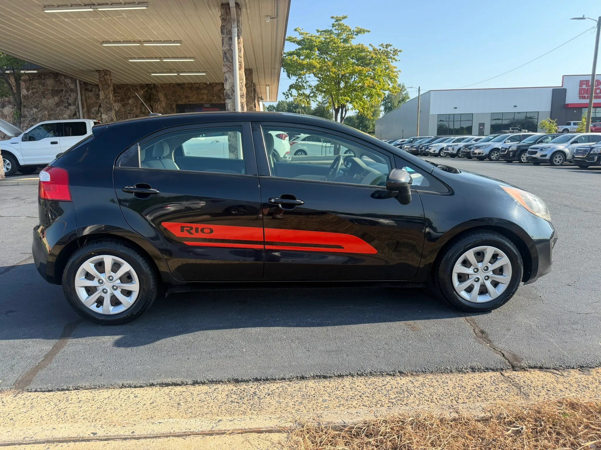 Used 2012 Kia Rio LX FWD image 8