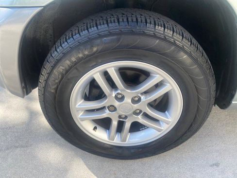 Used 2005 Toyota RAV4 2WD image 20