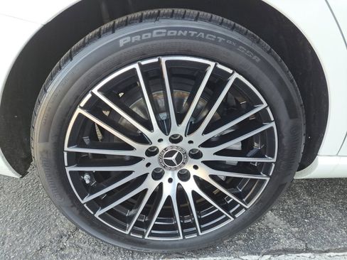 Used 2024 Mercedes-Benz C 300 Sedan image 22