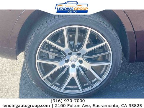 Used 2019 Maserati Levante S GranLusso image 10