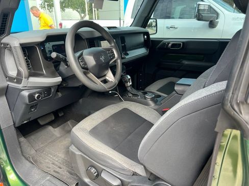 Used 2023 Ford Bronco 2-Door AWD/4WD image 6