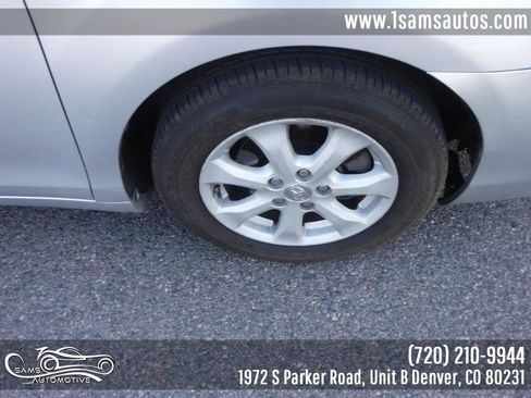 Used 2010 Toyota Camry LE image 40