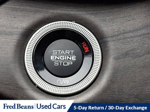 Used 2022 Jeep Grand Cherokee L Limited w/ Black Appearance Package image 24