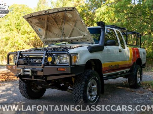 Used 1989 Toyota Pickup Deluxe image 41