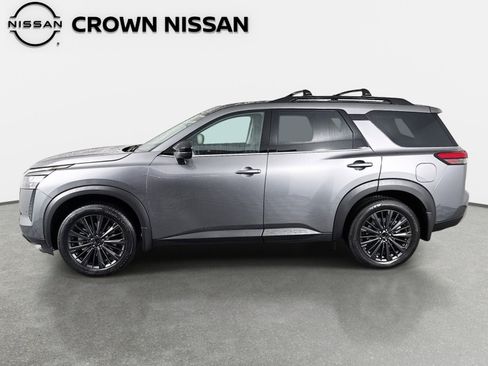 New 2026 Nissan Pathfinder SL image 8