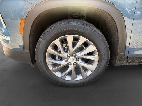 New 2026 Buick Enclave Preferred FWD image 9