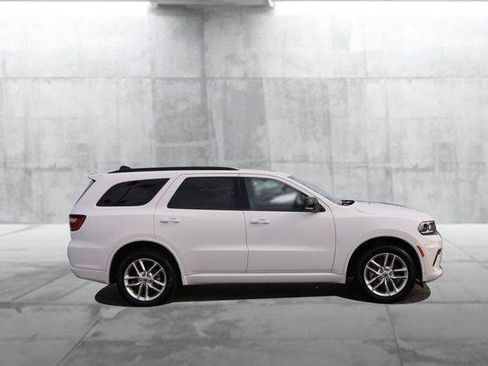 Used 2024 Dodge Durango GT AWD/4WD image 5