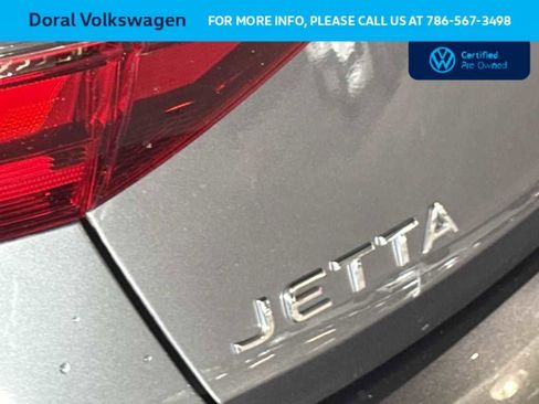 Certified 2024 Volkswagen Jetta SE FWD image 16