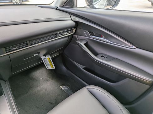 New 2026 MAZDA CX-30 AWD 2.5 S w/ Select Sport Pkg image 17