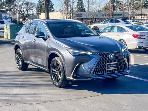 New 2026 Lexus NX 450h+ Luxury image 5