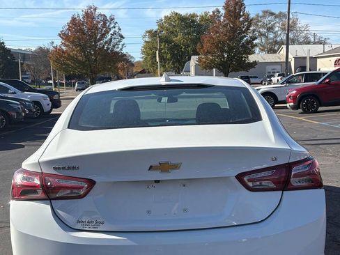 Used 2022 Chevrolet Malibu LT image 8