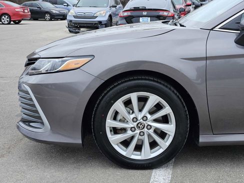 Used 2024 Toyota Camry LE image 8