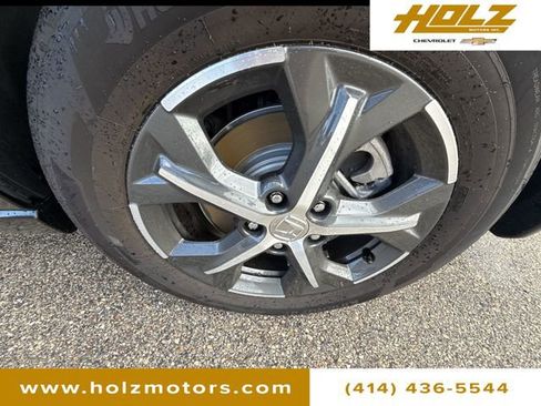 Used 2025 Honda HR-V EX-L image 31