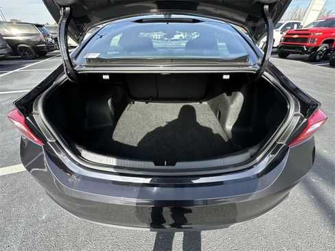 Used 2023 Chevrolet Malibu RS image 22