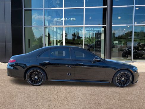 Used 2025 Mercedes-Benz S 580e 4MATIC Sedan image 4