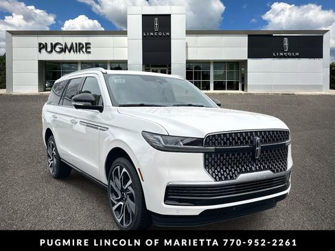 New 2026 Lincoln Navigator Reserve AWD/4WD image 1