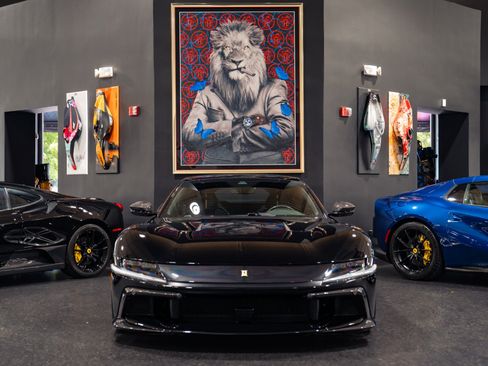 Used 2025 Ferrari 12Cilindri RWD image 8