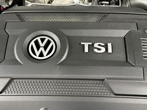 Used 2017 Volkswagen Golf SportWagen FWD image 41