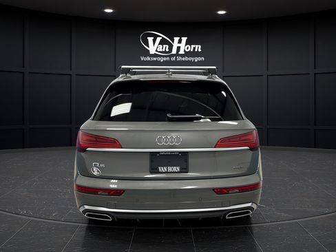 Used 2025 Audi Q5 2.0T Premium Plus w/ Premium Plus Package AWD/4WD image 6