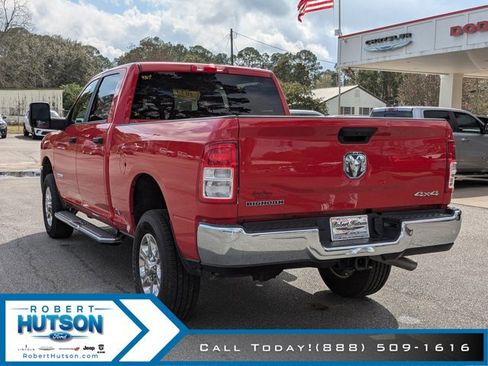 Used 2024 RAM 2500 Big Horn w/ Bed Utility Group image 9