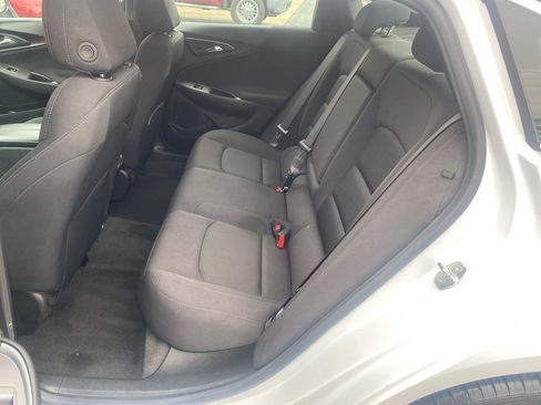 Used 2024 Chevrolet Malibu LT image 12