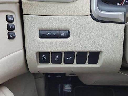 Used 2018 Nissan Murano Platinum w/ Cargo Package FWD image 24