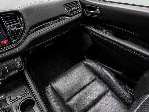 Used 2021 Dodge Durango Citadel image 20