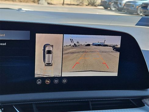 New 2025 Cadillac Optiq Sport 1 w/ LPO, ONYX Package image 20