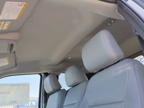 New 2025 Ford F350 XL w/ XL Chrome Package image 21