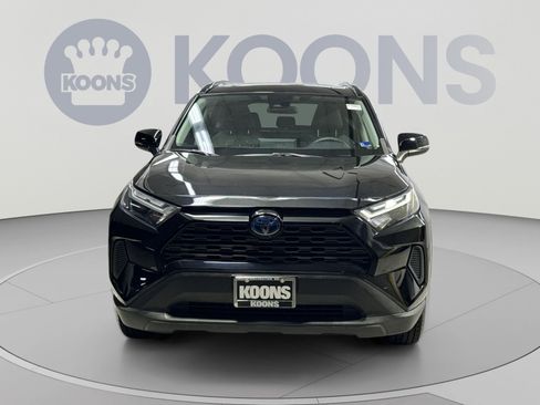 Used 2022 Toyota RAV4 XLE w/ Convenience Package AWD/4WD image 23