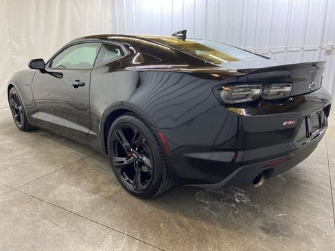 Used 2021 Chevrolet Camaro LT w/ RS Package image 10