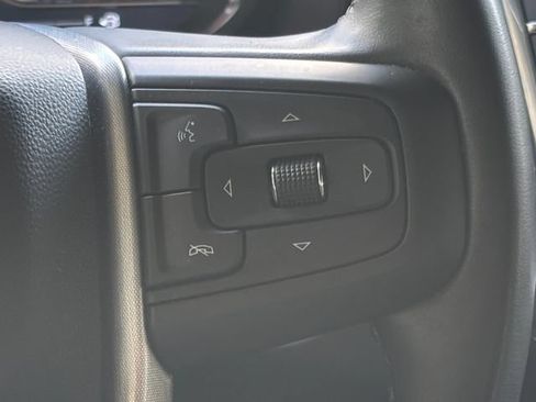 Used 2024 GMC Yukon SLT w/ SLT Luxury Package AWD/4WD image 15