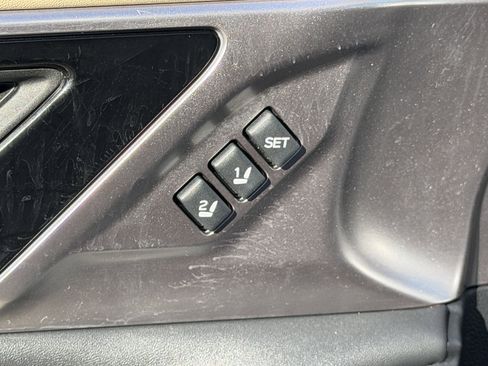 Used 2023 Subaru Outback Limited image 18