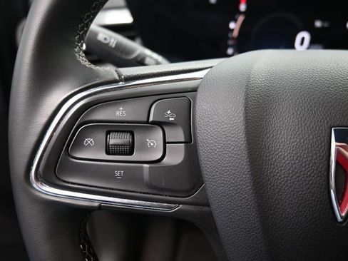 Used 2025 Buick Encore GX Preferred AWD/4WD image 17