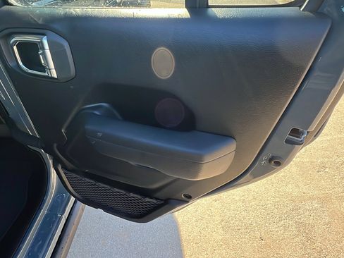 Used 2025 Jeep Wrangler Unlimited Rubicon 4xe w/ Convenience Group image 20