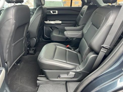 Certified 2024 Ford Explorer XLT w/ Equipment Group 202A AWD/4WD image 20